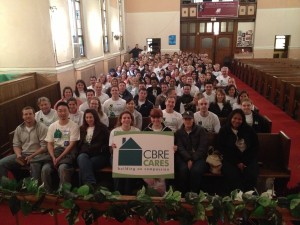 CBRE employees in Chicago gather for a Build Day assignment.