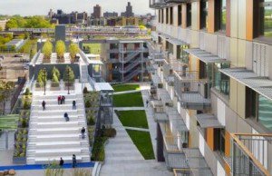 Balconies and amphitheater at Via Verde