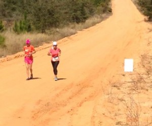 Cindy and her friend Jules at mile 40 of the 52.4 mile run.