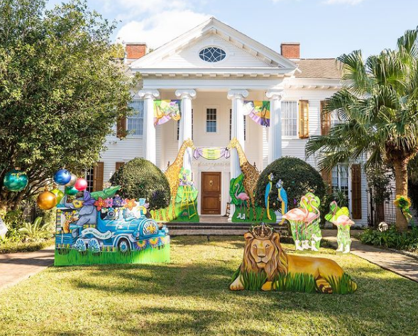 Yardi Gras Mardi Gras house in New Orleans House Float