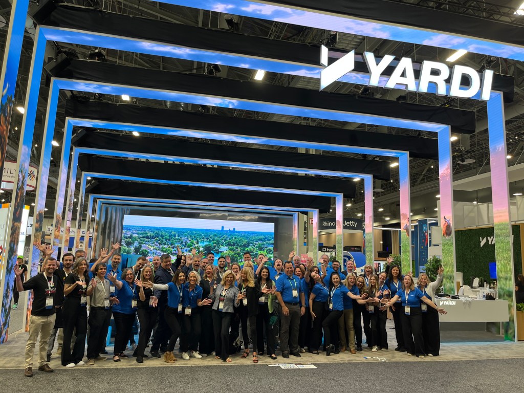 Yardi staff group shot at NAA Apartmentalize 2025