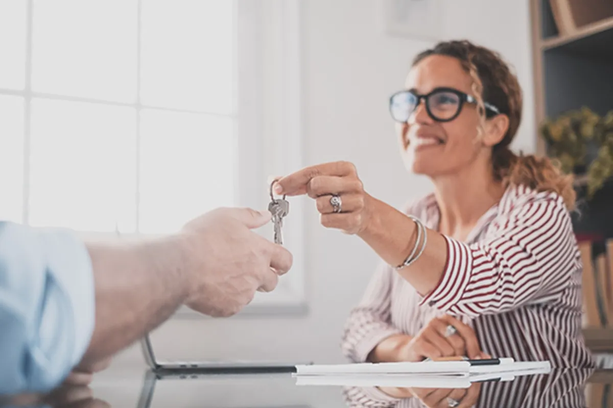lease-more-apartments@2x